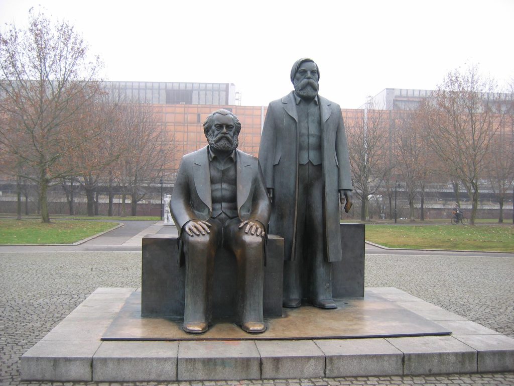 Marx Engels