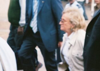 Voila! it's Bernadette Chirac, wife of French President Jacques Chirac!