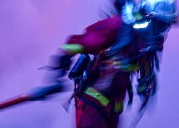 Photos gratuites de action dynamique, aide, aider